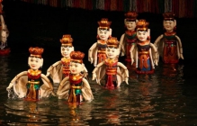 傳統水上木偶戲